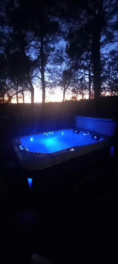 Gite Avec Spa Jacuzzi Au Coeur De Provence Cote D'Azur Saint-Antonin-du-Var Exterior foto